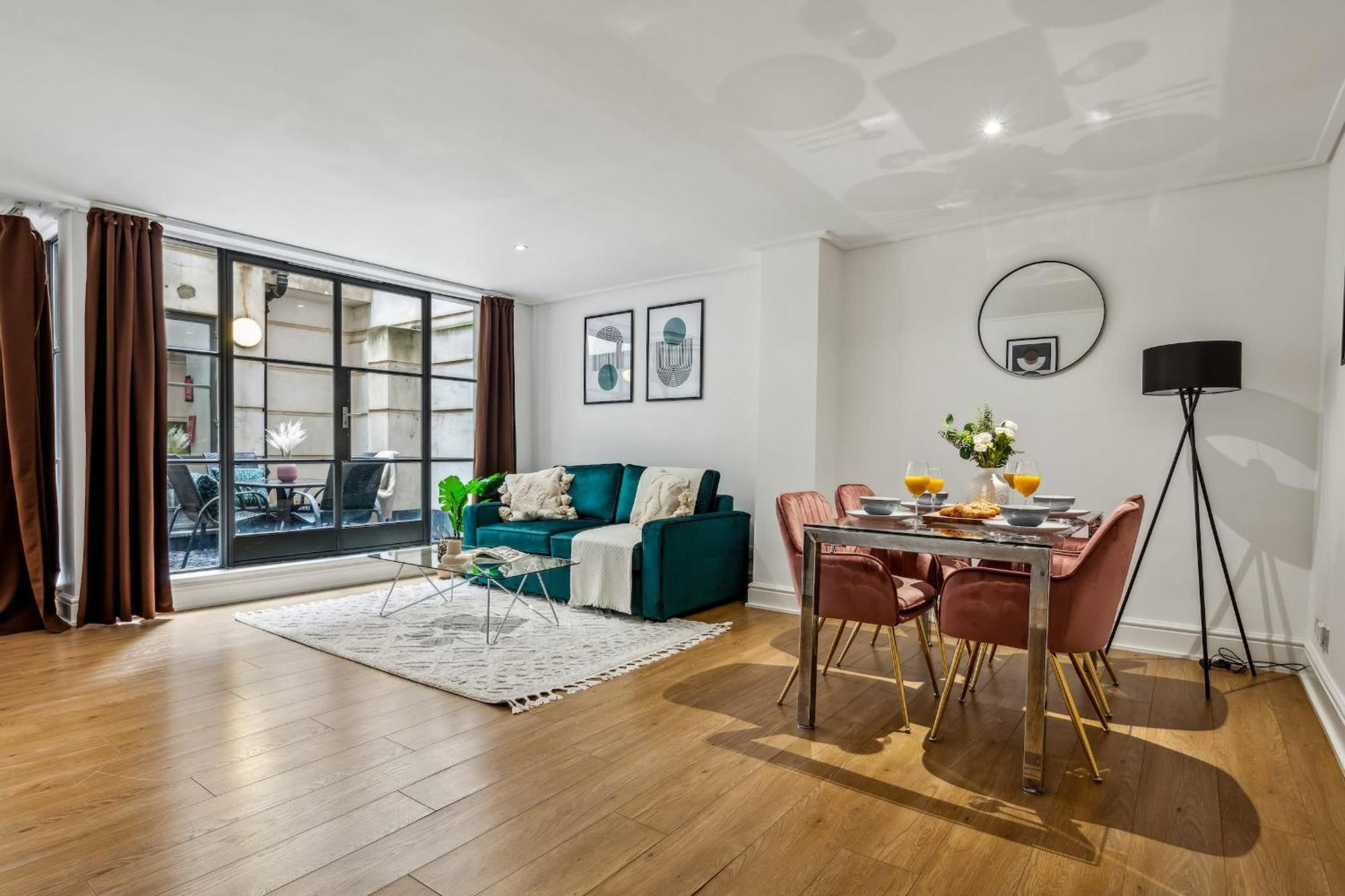 Bnbnova - Holborn & With Patio *
